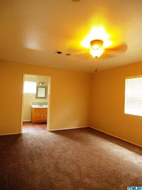 300 S Kaweah Ave, Exeter, CA 93221 photo 9