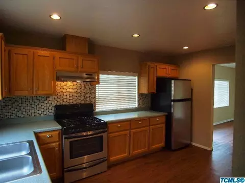 300 S Kaweah Ave, Exeter, CA 93221 photo 13