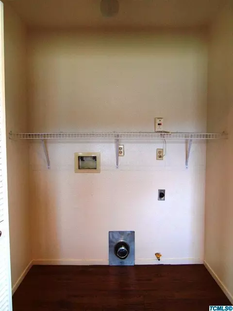 300 S Kaweah Ave, Exeter, CA 93221 photo 12