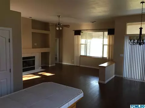 2346 E Harold Ct, Visalia, CA 93292 photo 11