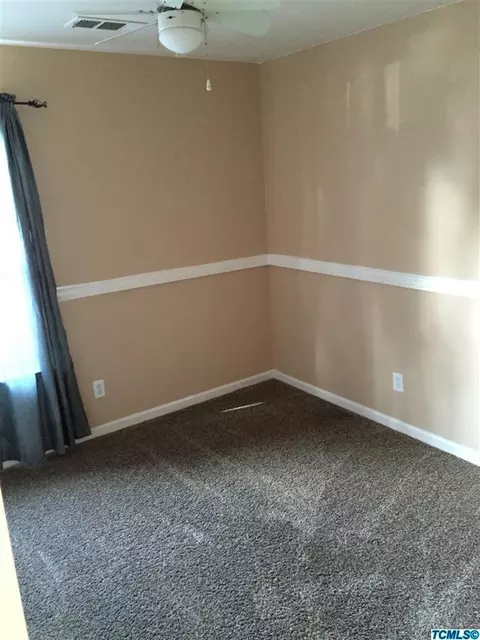 2346 E Harold Ct, Visalia, CA 93292 photo 6