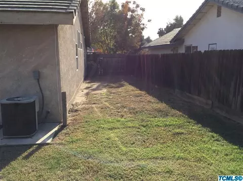2346 E Harold Ct, Visalia, CA 93292 photo 21