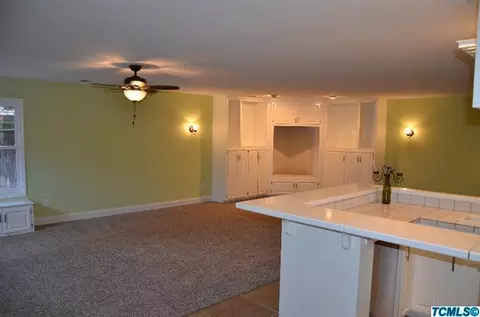 204 Windsor Ct, Exeter, CA 93221 photo 8