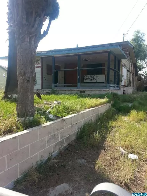 13307 E Ann Ave, Parlier, CA 93648 photo 2
