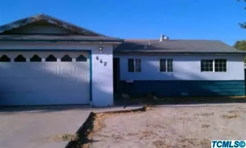 442 W Spruce Ave, Lemoore, CA 93245 photo 1