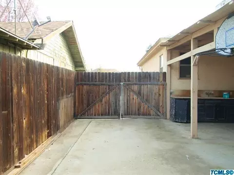 162 S Orange Ave, Exeter, CA 93221 photo 5