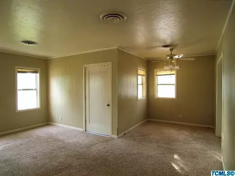 162 S Orange Ave, Exeter, CA 93221 photo 9