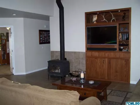 35604 Ennis Rd, Squaw Valley, CA 93675 photo 4