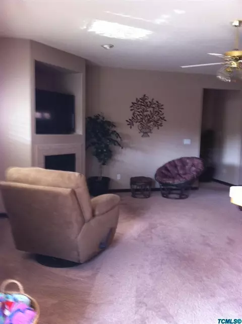 4005 E Stapp Ct, Visalia, CA 93292 photo 8
