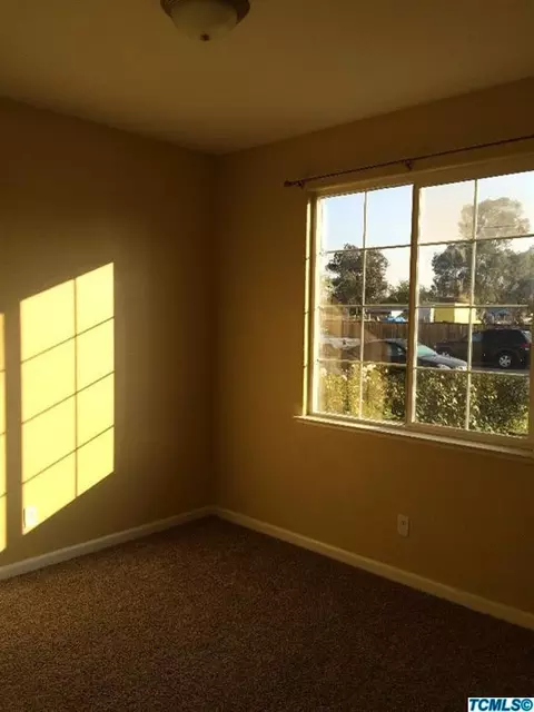 1201 Timothy Ave, Dinuba, CA 93618 photo 8