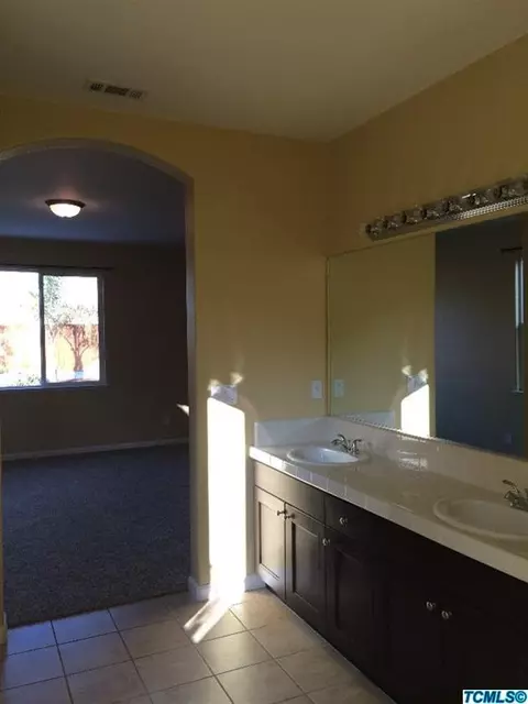 1201 Timothy Ave, Dinuba, CA 93618 photo 11