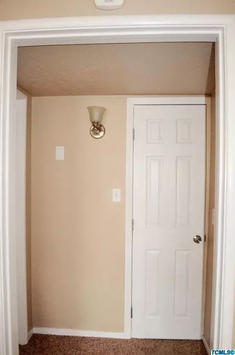 754 E Sonora Ave, Tulare, CA 93274 photo 13