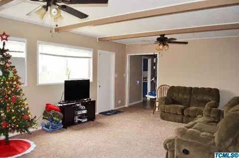 754 E Sonora Ave, Tulare, CA 93274 photo 10