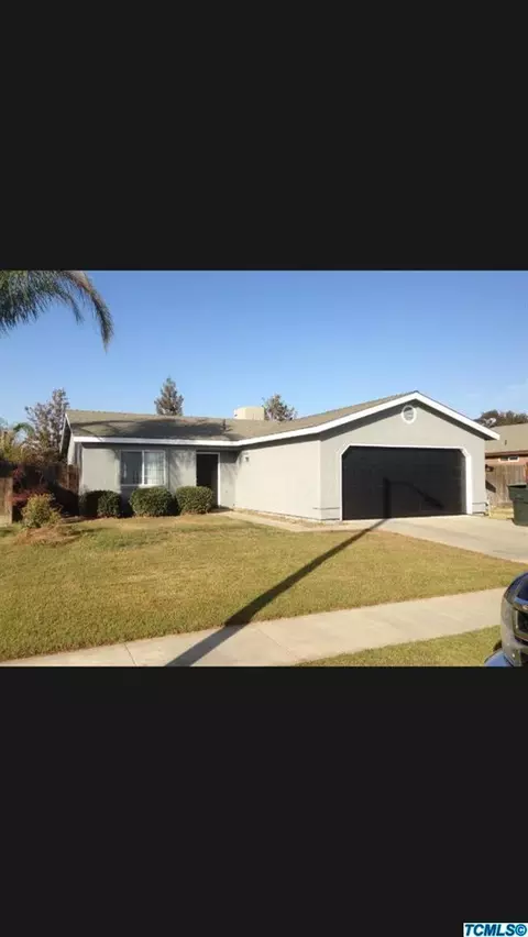 2096 Hatch Ave, Tulare, CA 93274 photo 1