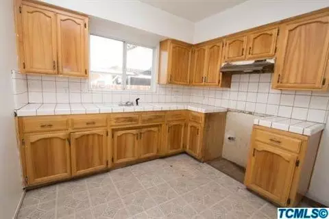 1446 El Monte Way, Dinuba, CA 93618 photo 7