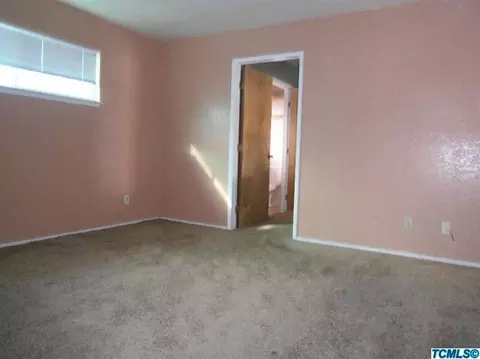 623 Birdsong Ct, Exeter, CA 93221 photo 5
