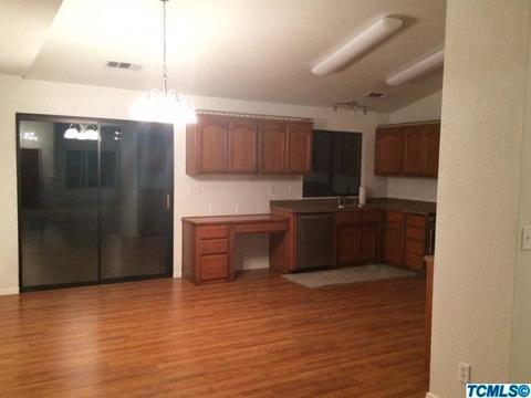 2944 E Pershing Ct, Visalia, CA 93292 photo 6