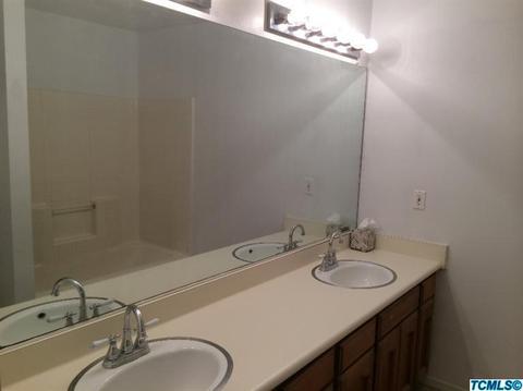 2944 E Pershing Ct, Visalia, CA 93292 photo 15