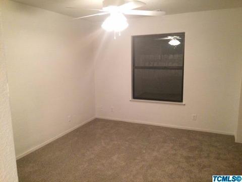 2944 E Pershing Ct, Visalia, CA 93292 photo 16