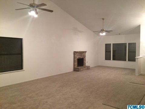 2944 E Pershing Ct, Visalia, CA 93292 photo 9