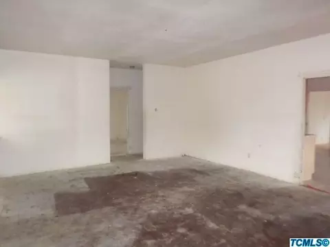 365 Oleander Ave, Lemoore, CA 93245 photo 10