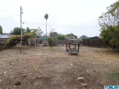 365 Oleander Ave, Lemoore, CA 93245 photo 8