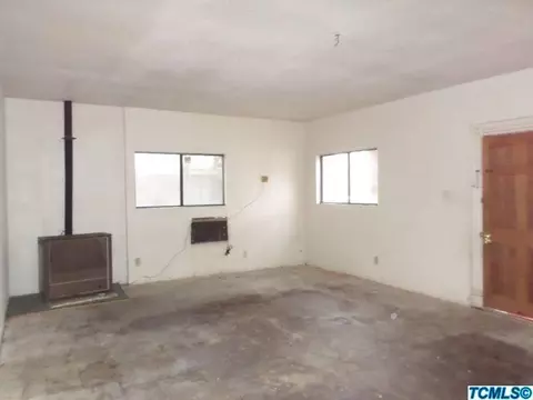 365 Oleander Ave, Lemoore, CA 93245 photo 9