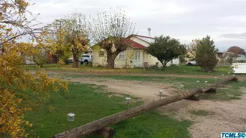 10654 Simpson Rd, Dinuba, CA 93618 photo 4