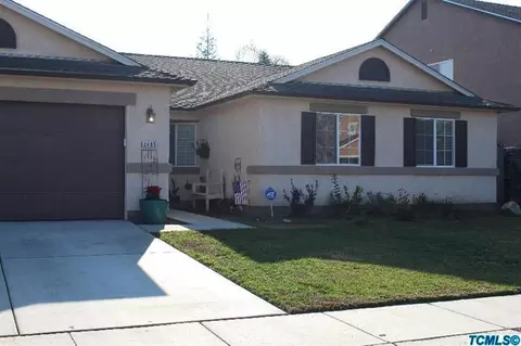2405 E Victor Ave, Visalia, CA 93292 photo 1