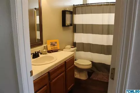 2405 E Victor Ave, Visalia, CA 93292 photo 16