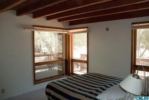 40567 Cherokee Oaks Dr, Three Rivers, CA 93271 photo 9