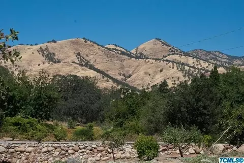 40567 Cherokee Oaks Dr, Three Rivers, CA 93271 photo 16
