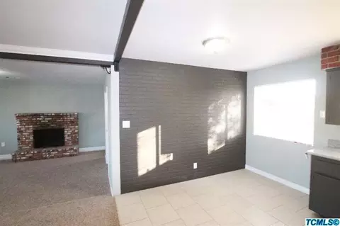 616 Davis St, Exeter, CA 93221 photo 8