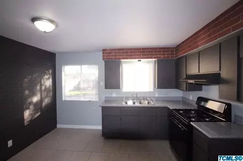 616 Davis St, Exeter, CA 93221 photo 7