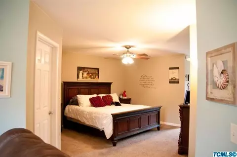 1534 E Seeger Ave, Visalia, CA 93292 photo 13