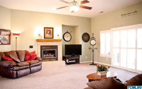 1534 E Seeger Ave, Visalia, CA 93292 photo 27
