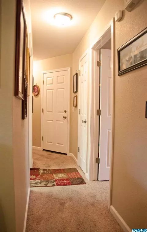1534 E Seeger Ave, Visalia, CA 93292 photo 5