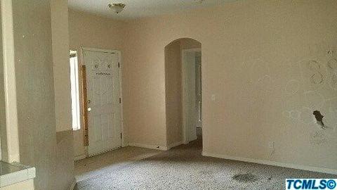 1059 N A St, Tulare, CA 93274 photo 2