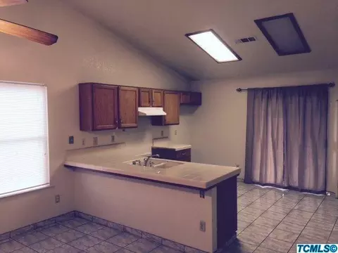 2006 E Pershing Ave, Visalia, CA 93292 photo 6