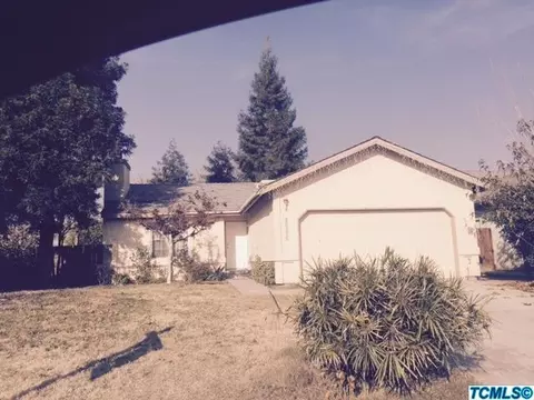 2006 E Pershing Ave, Visalia, CA 93292 photo 3