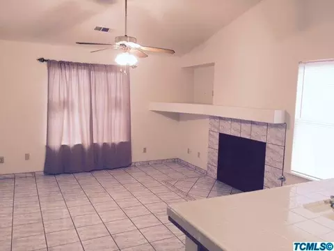 2006 E Pershing Ave, Visalia, CA 93292 photo 5