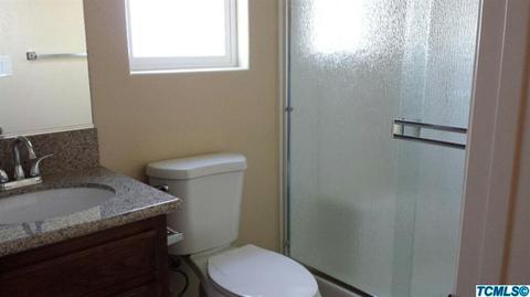 1248 N E St, Tulare, CA 93274 photo 9