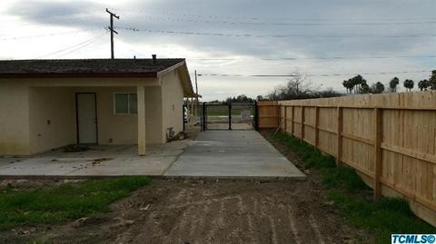 1248 N E St, Tulare, CA 93274 photo 3