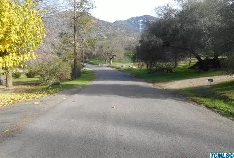 43425 Alta Acres Dr, Three Rivers, CA 93271 photo 2