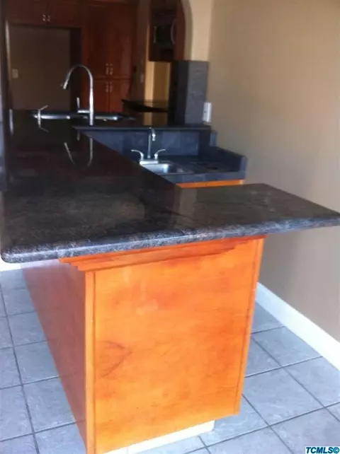 3636 W Cherry Ave, Visalia, CA 93277 photo 9