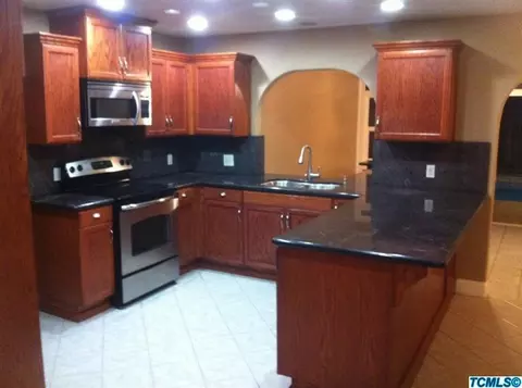 3636 W Cherry Ave, Visalia, CA 93277 photo 4