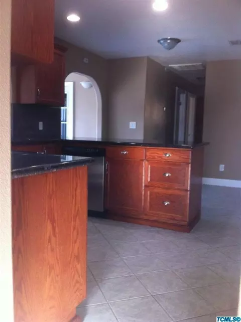 3636 W Cherry Ave, Visalia, CA 93277 photo 7