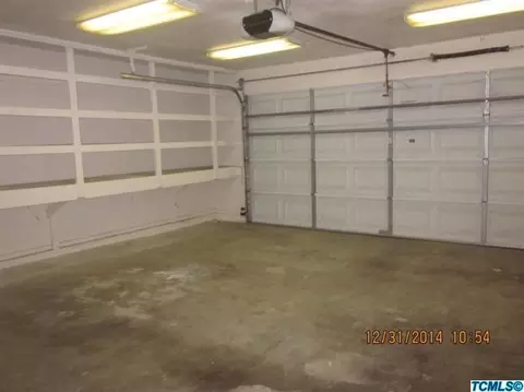 1792 E Independence Ave, Tulare, CA 93274 photo 10
