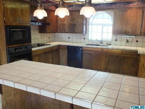 49 W Glendale Ave, Lemoore, CA 93245 photo 4