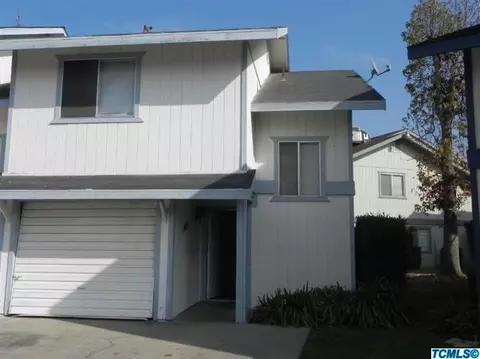 1935 E Laura Ave, Visalia, CA 93292 photo 1
